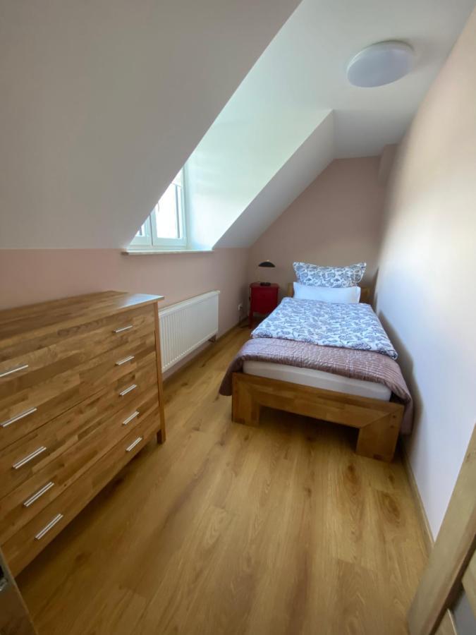 Schoene Drei Raumwohnung. Hell,Stilvoll, Gemuetlich. Borna Exteriér fotografie